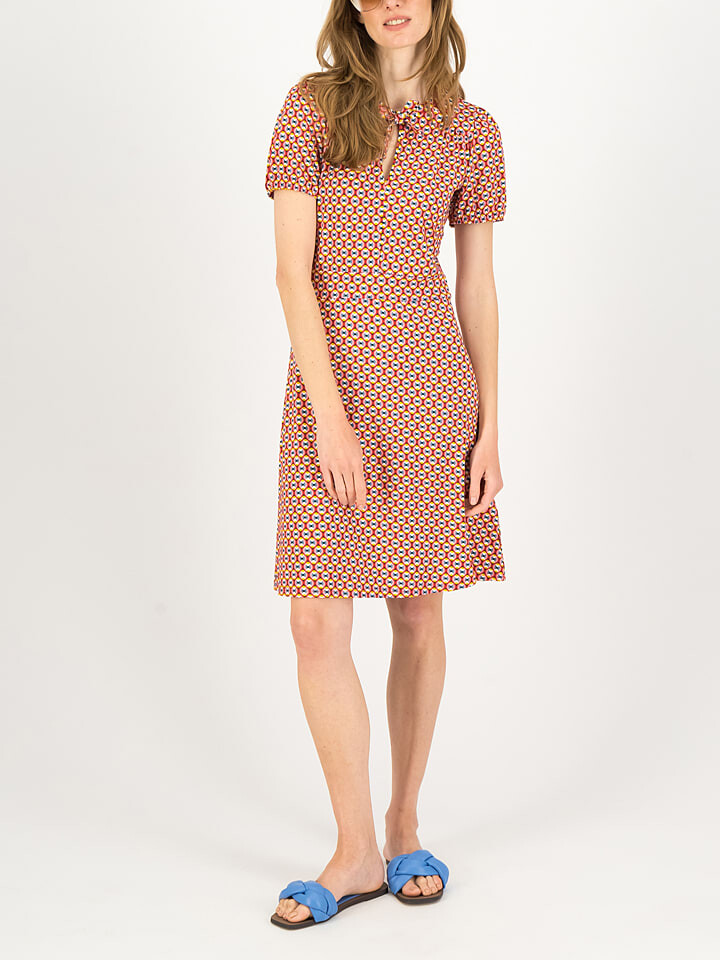 

Короткое платье Blutsgeschwister Kleid Fluffy Romance, цвет Rot/Blau/Bunt