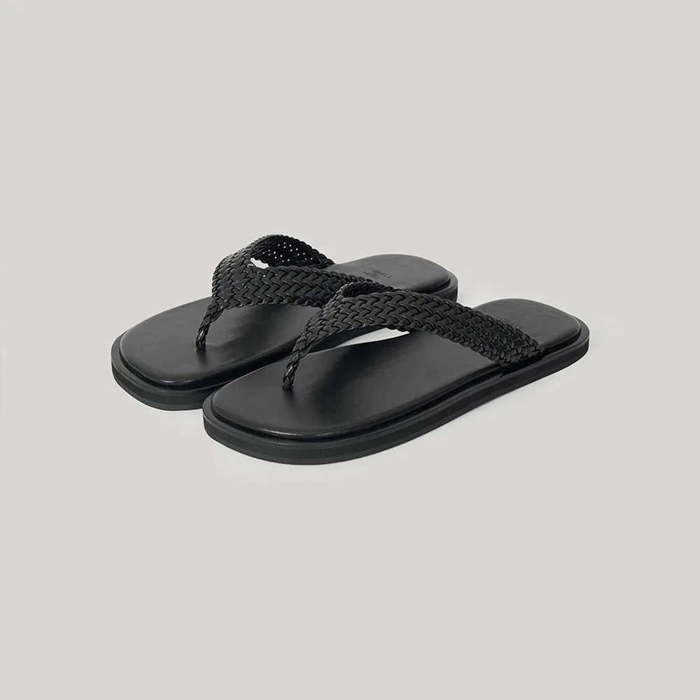 Мужские плетёные шлёпанцы Soft Black от Atelier De Lumen