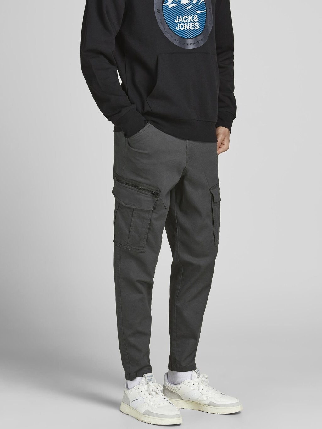 

Брюки карго Jjiace Jjdex Tapered Jack & Jones, цвет asphalt solid