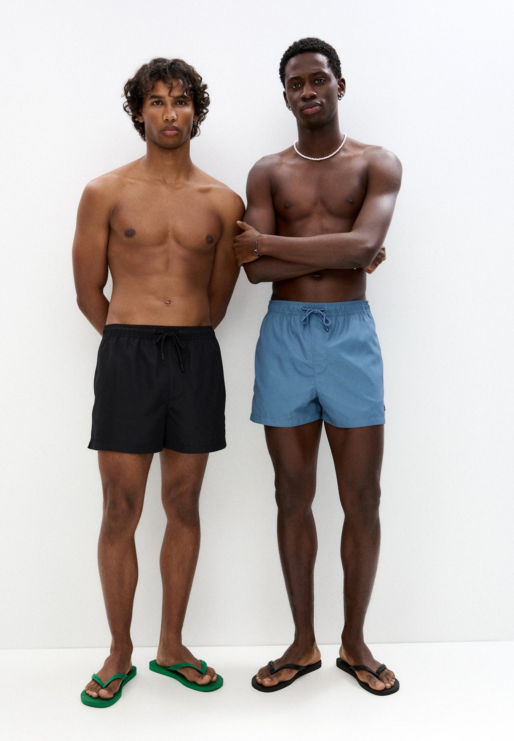 

Шорты для плавания 2 PACK PULL&BEAR, синий