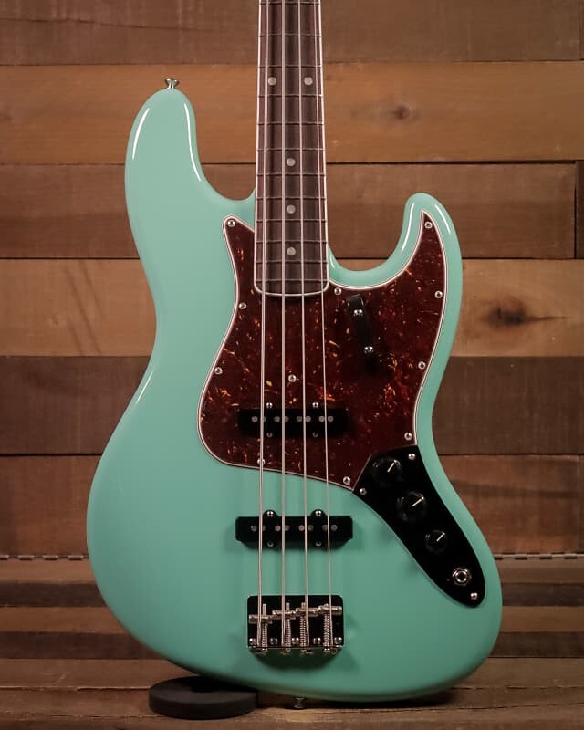 

Басс гитара Fender American Vintage II 1966 Jazz Bass, Rosewood FB, Sea Foam Green