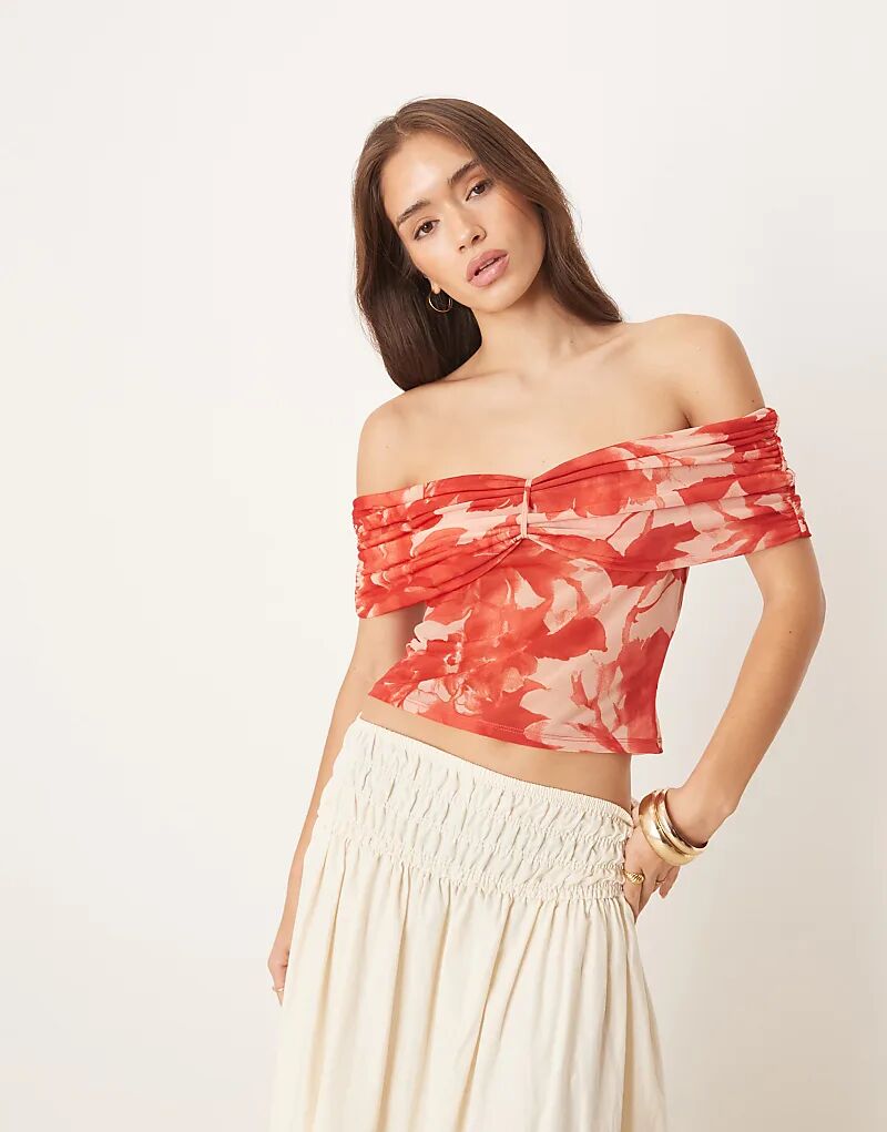 

Топ из сетки ASOS DESIGN с открытыми плечами и сборками, с красным цветочным принтом