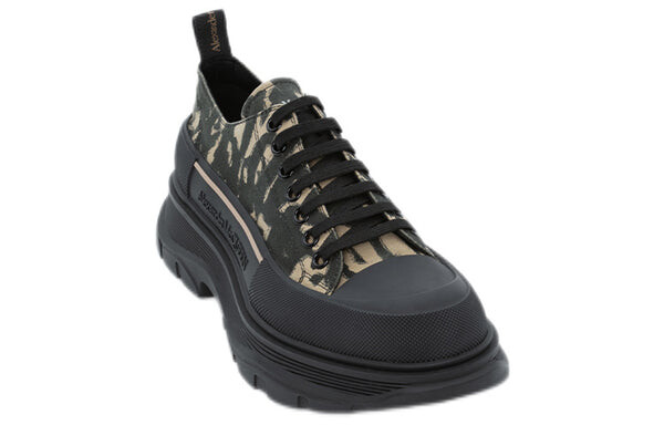 Кроссовки graffiti tread slick lace-up sneakers 'beige green black' Alexander Mcqueen, бежевый — фото 2