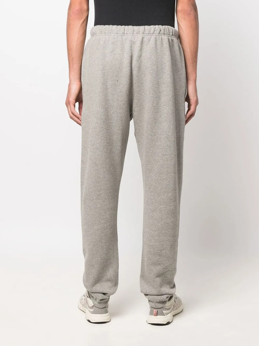 Спортивные брюки с логотипом FEAR OF GOD ESSENTIALS, серый — фото 4