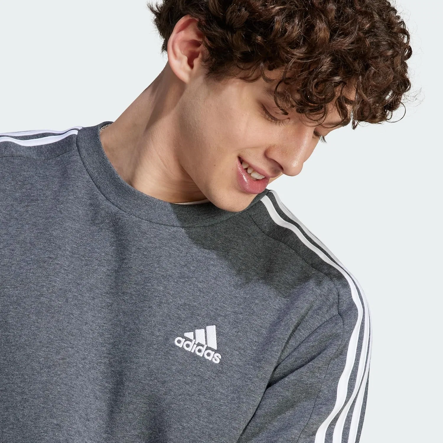 Мужская флисовая толстовка adidas Essentials с тремя полосками — фото 4