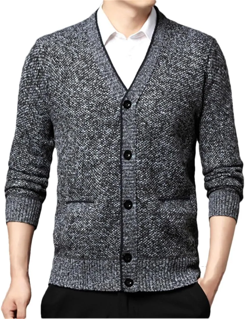 

Мужской кардиган из шерсти с воротником V-образной формы и карманами