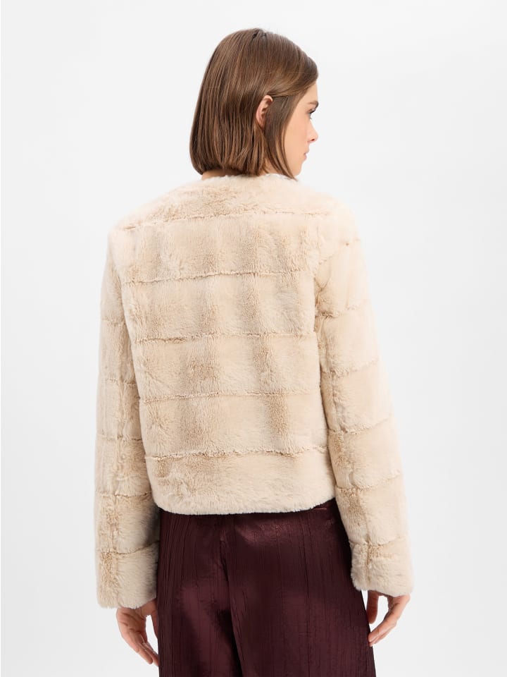 

More & More Куртка бежевого цвета