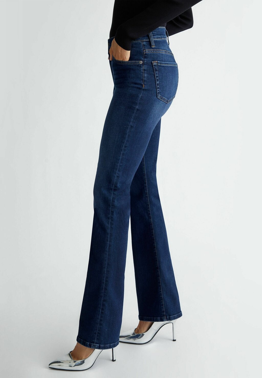 

Джинсы Bootcut HIGH-RISE LIU JO, синий деним