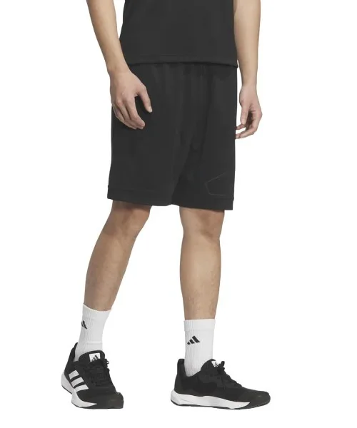 Мужские спортивные шорты adidas Tech Essentials с логотипом чёрные