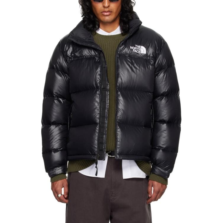 

Nuptse Пуховики и пальто мужские черный The North Face
