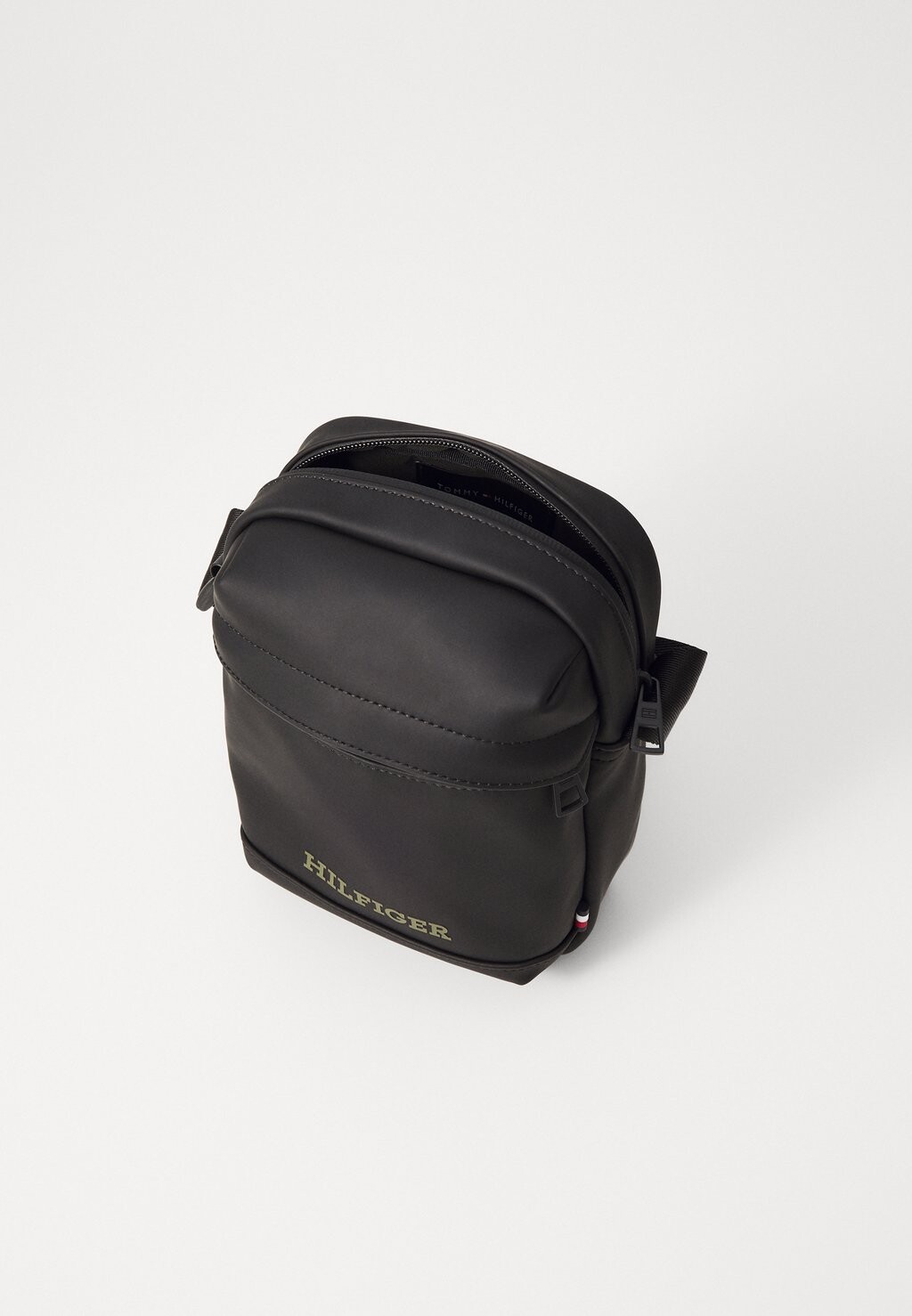 

Сумка через плечо MONOTYPE MINI REPORTER UNISEX Tommy Hilfiger, черный