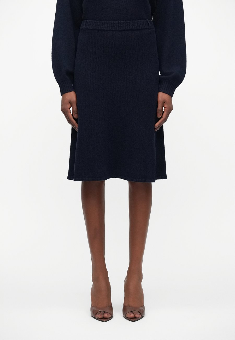 

Юбка DESIGNERS REMIX CARMEN SKIRT, Dark Blue