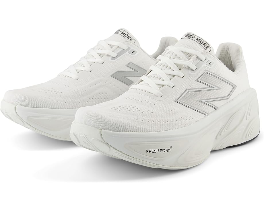 

Кроссовки New Balance Fresh Foam X More v5, цвет White/Reflection