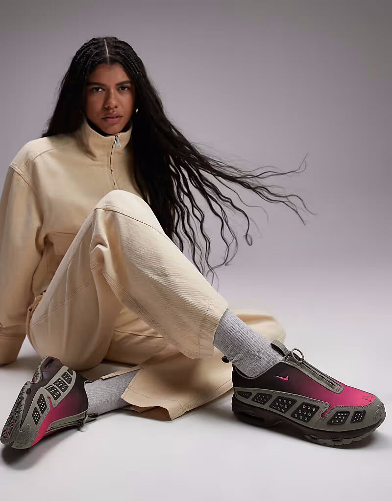 Кроссовки Nike Air Max SNDR фиолетового и белого цвета