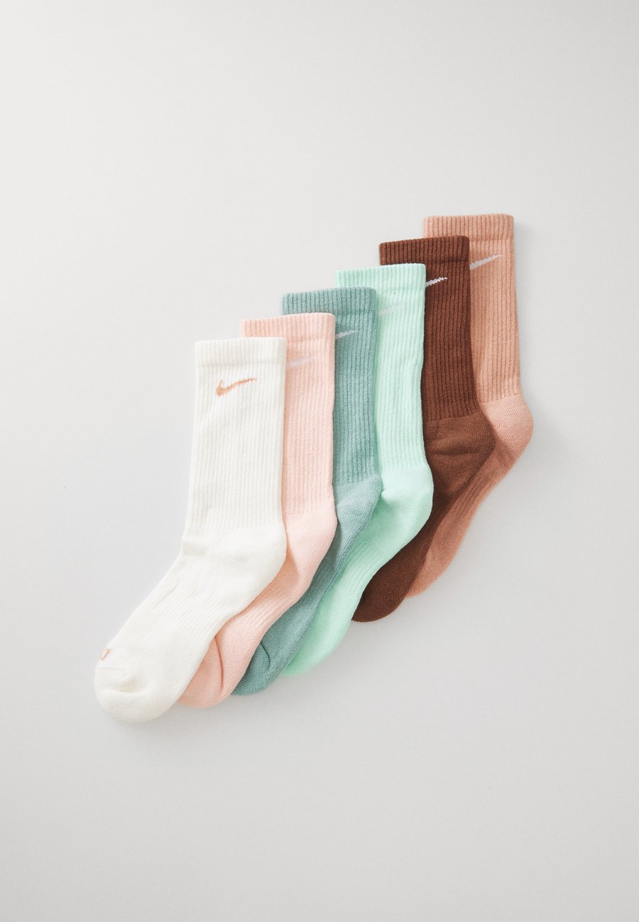 

Носки Nike Performance EVERYDAY PLUS CREW UNISEX 6 PACK, Mint Foam/Cannon/Washed Coral/Rose/Fauna Brown/Sail/Rose Gold-Coloured
