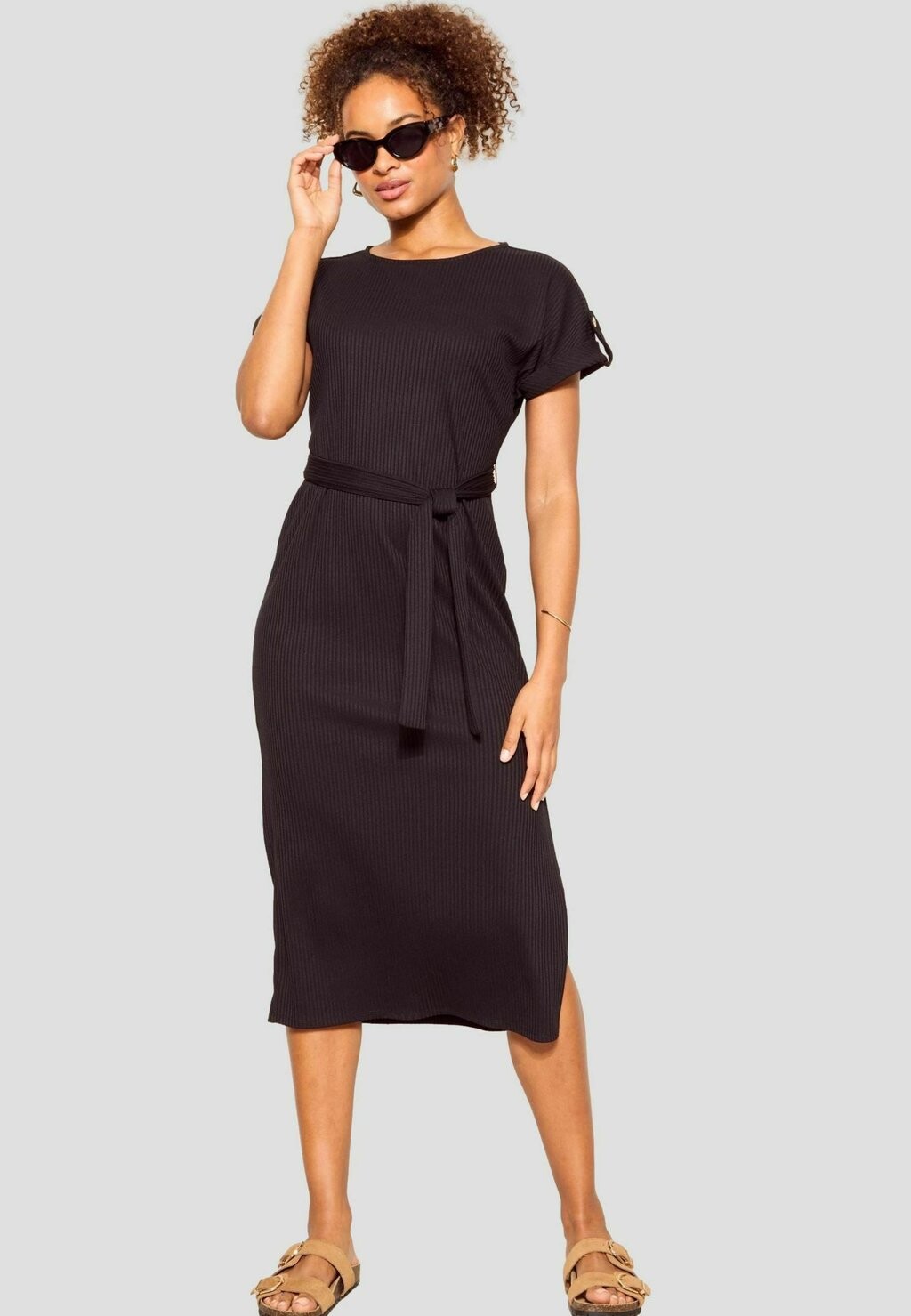 

Трикотажное платье Turnback Sleeve Midi Regular Fit Friends Like These, черное