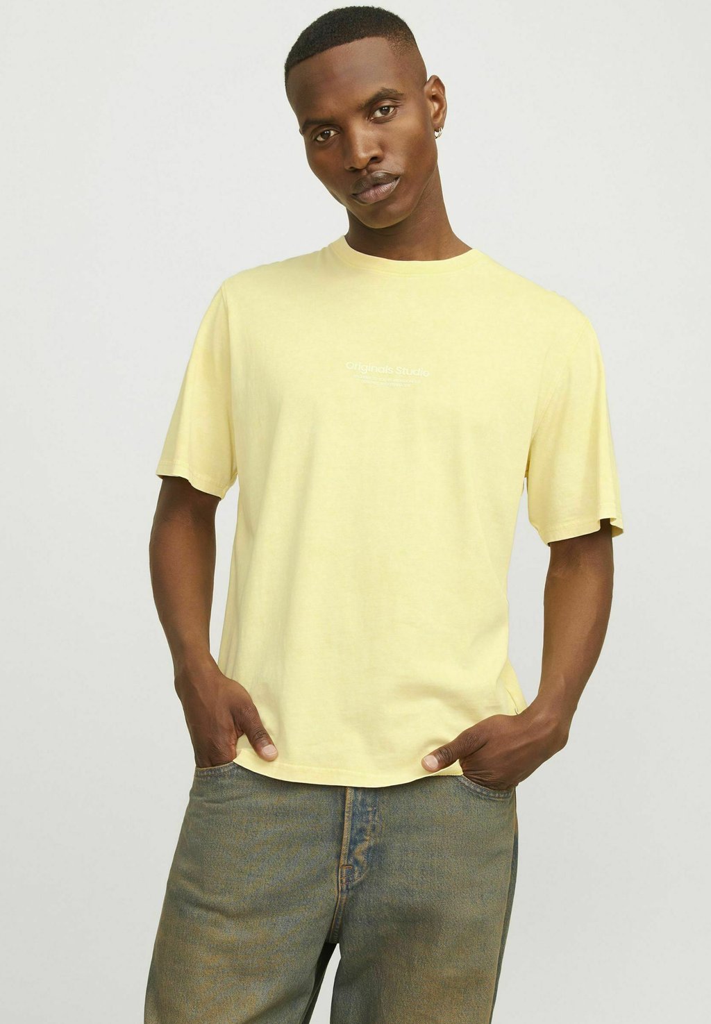 

Футболка с принтом GEDRUCKT RUNDHALS Jack & Jones, желтый