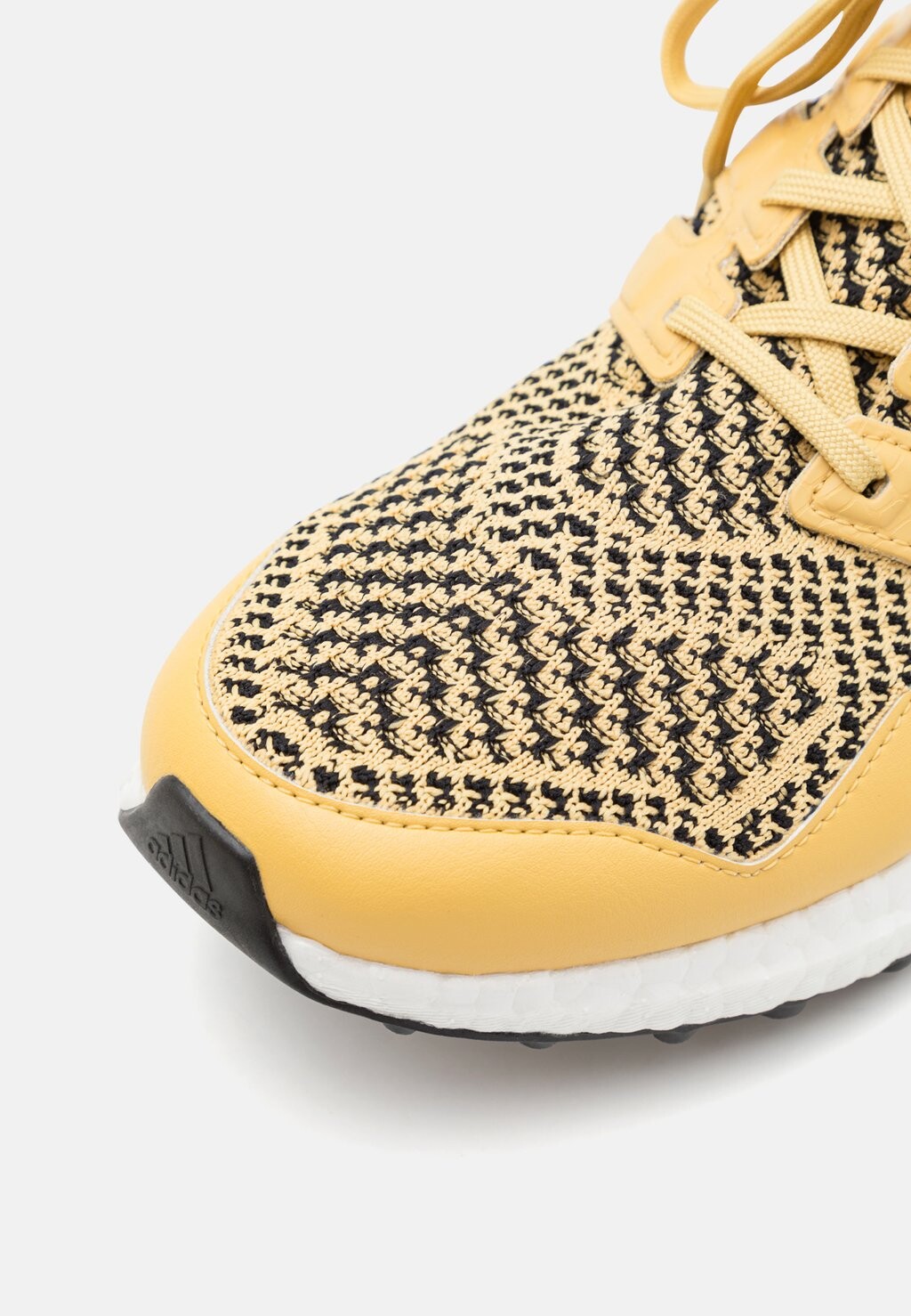 

Кроссовки ULTRABOOST adidas, горчично-желтый