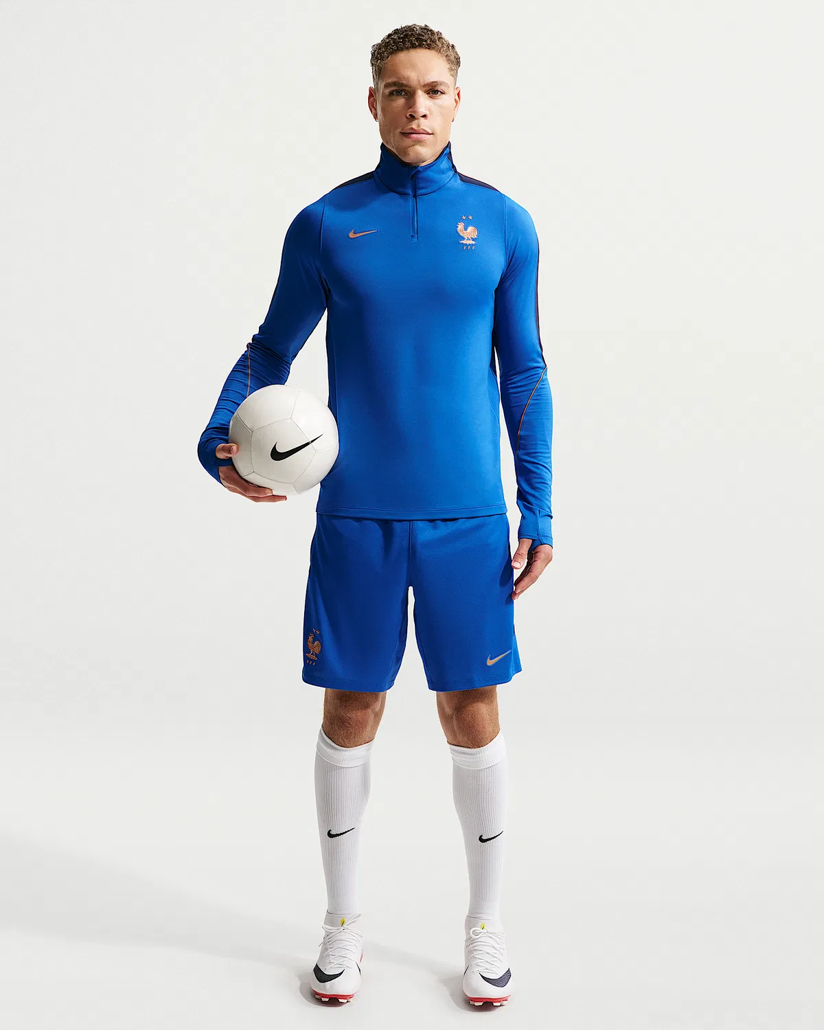 Мужские шорты Nike Dri-FIT Soccer Knit Shorts FFF Strike, Game Royal/Blackened Blue/Metallic Copper