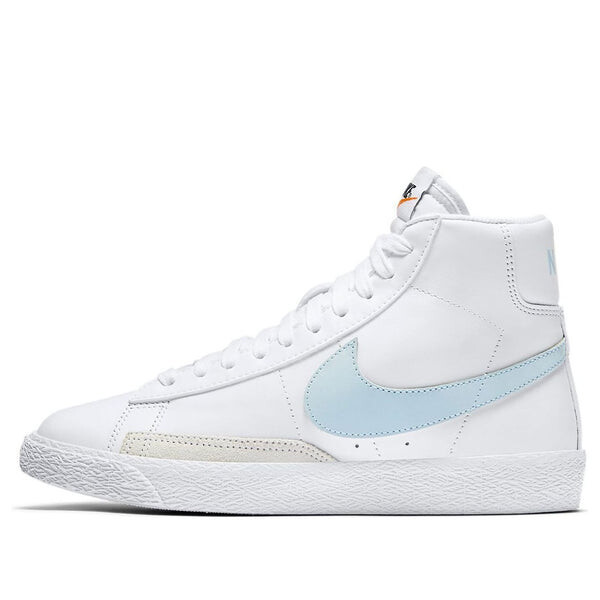 

Кроссовки блейзер средний Nike, белый
