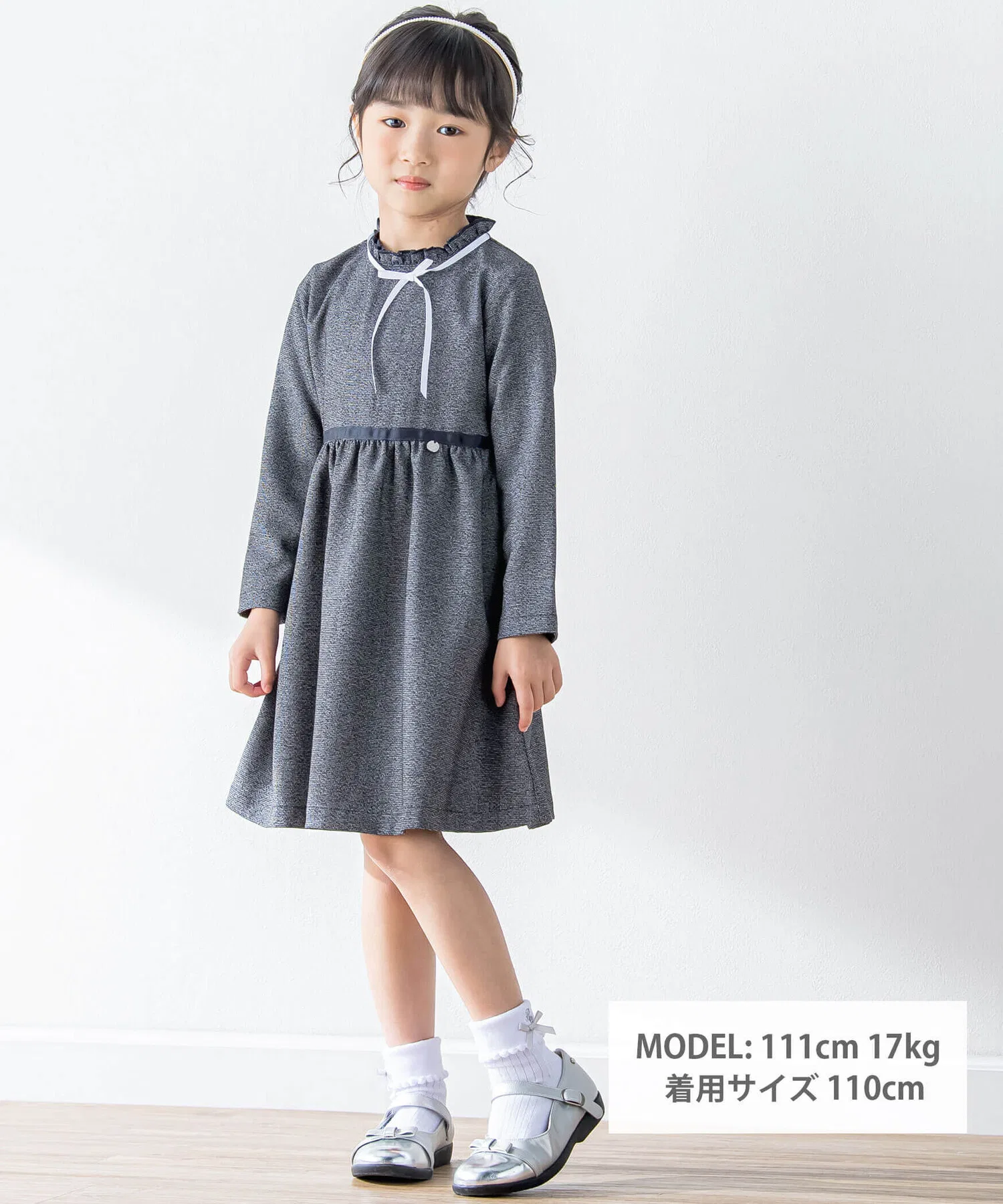 Детское платье с бантом BeBe Petits Pois Vert чёрное — фото 2