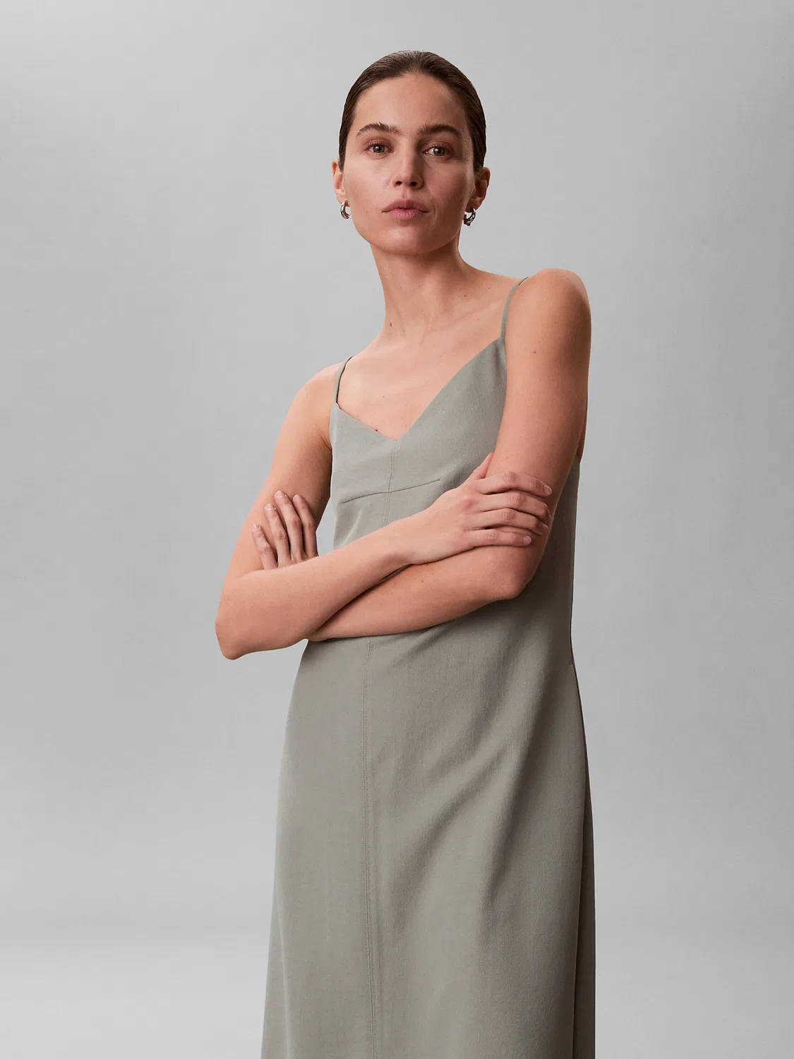 Платье Calvin Klein серо-бежевого цвета — фото 3