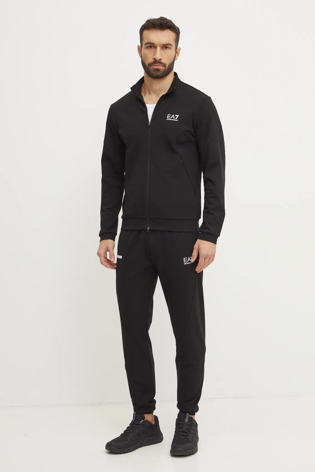 

Спортивный костюм Ea7 Emporio Armani, черный