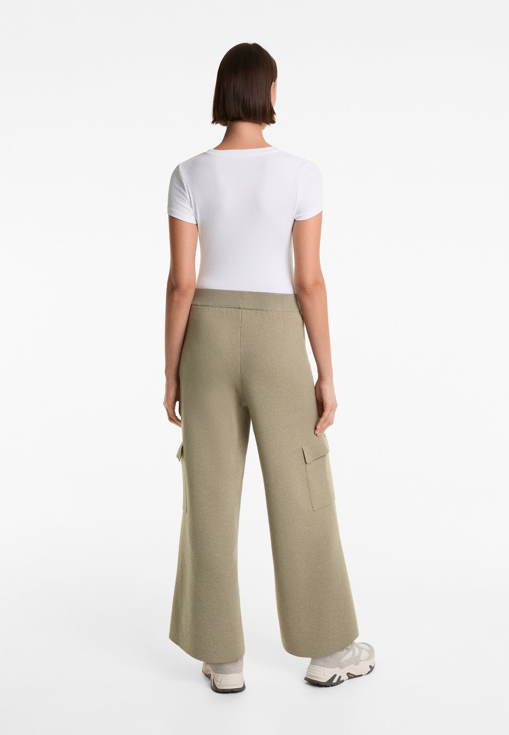 

Брюки карго KNIT CARGO OYSHO, зеленый