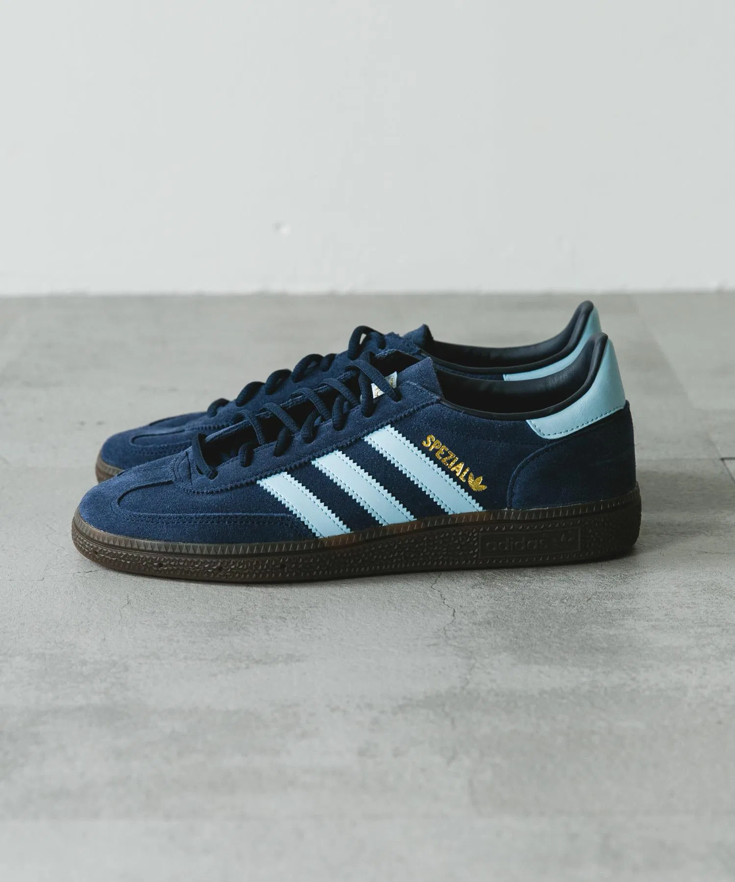 Мужские кроссовки adidas HANDBALL SPEZIAL синие