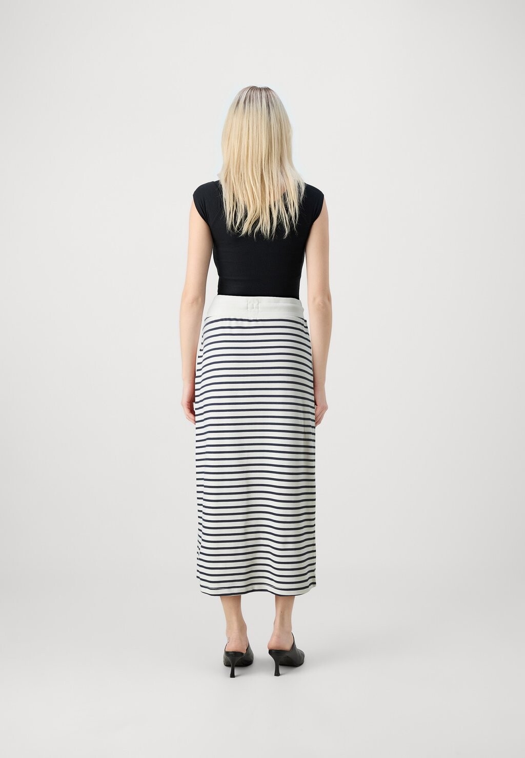 

Юбка А-силуэта JAPAN LOGO MIDI SKIRT GAP, черный