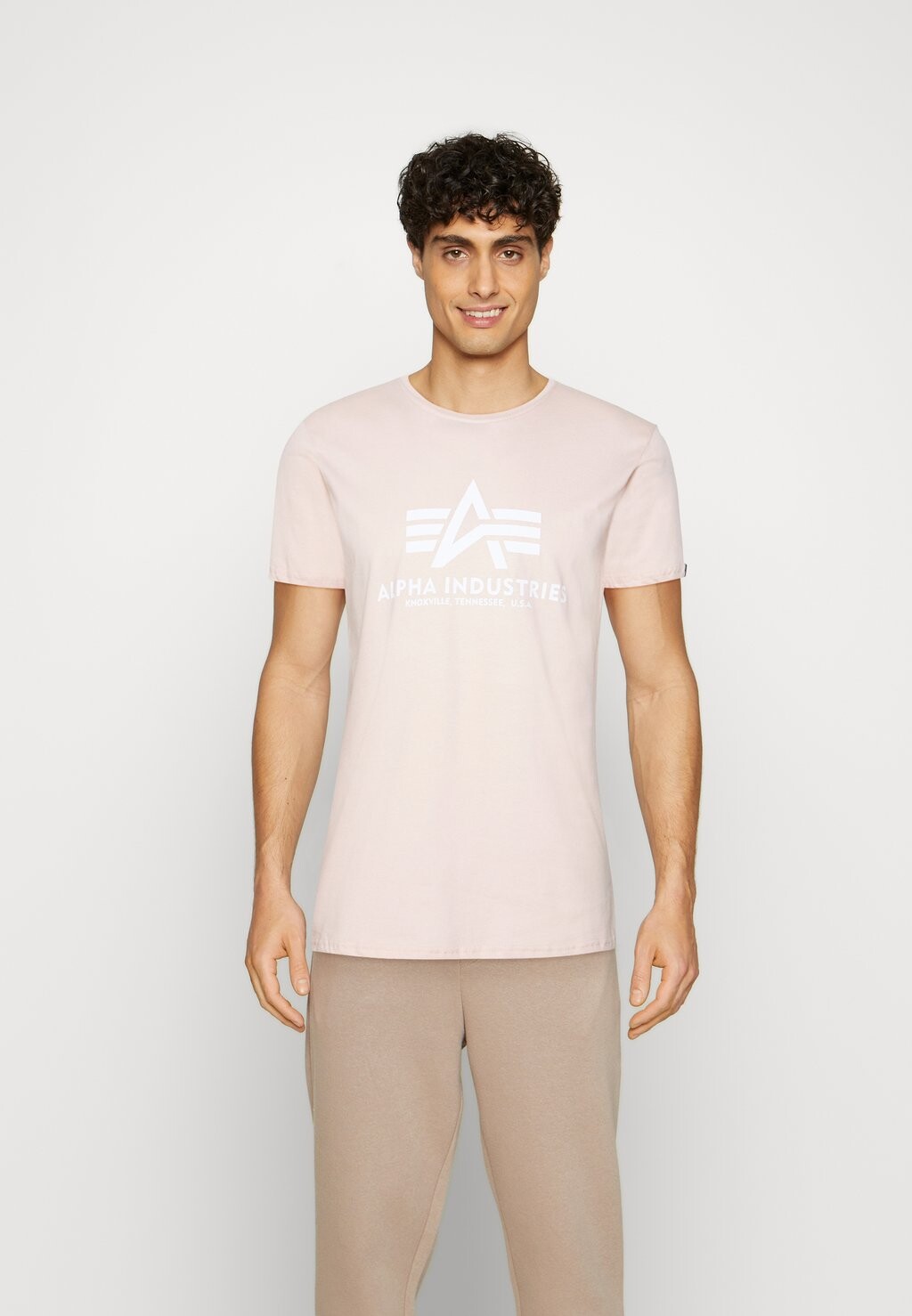 

Футболка с принтом T CAMO Alpha Industries, цвет pale peach