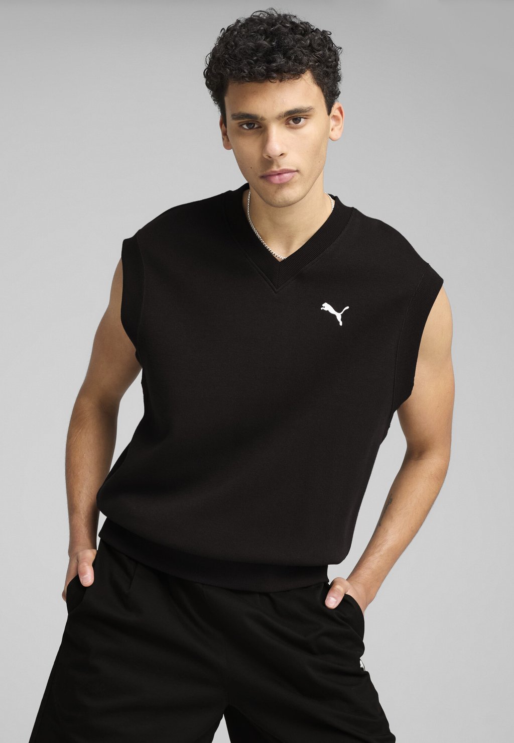 

Базовая футболка WARDROBE ESS RELAXED Puma, черный