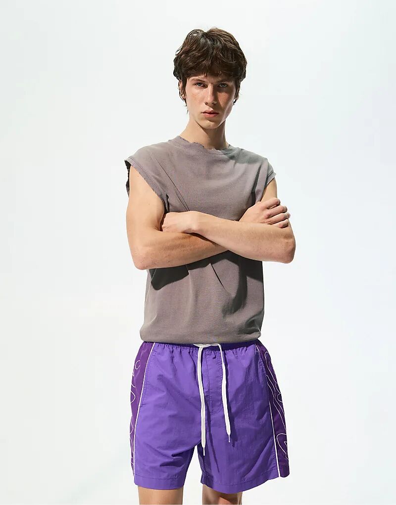 

Пляжные шорты Pull&Bear Stwd с полосками по бокам фиолетового цвета