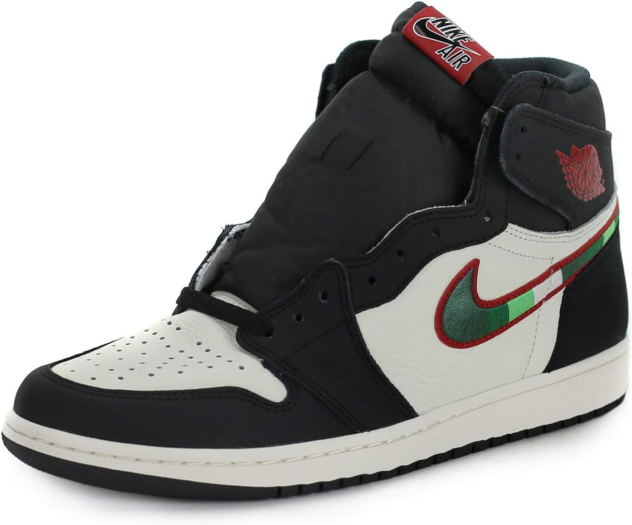 

Мужские кроссовки Nike Air Jordan 1 Retro High OG, Black, Varsity Red - Sail
