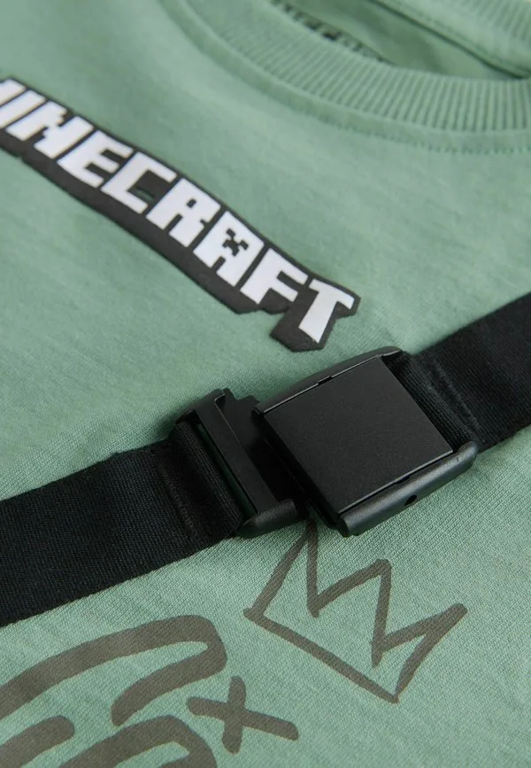Лицензированная футболка с сумкой minecraft. футболка с принтом стандартного кроя Next, Sage Green — фото 3