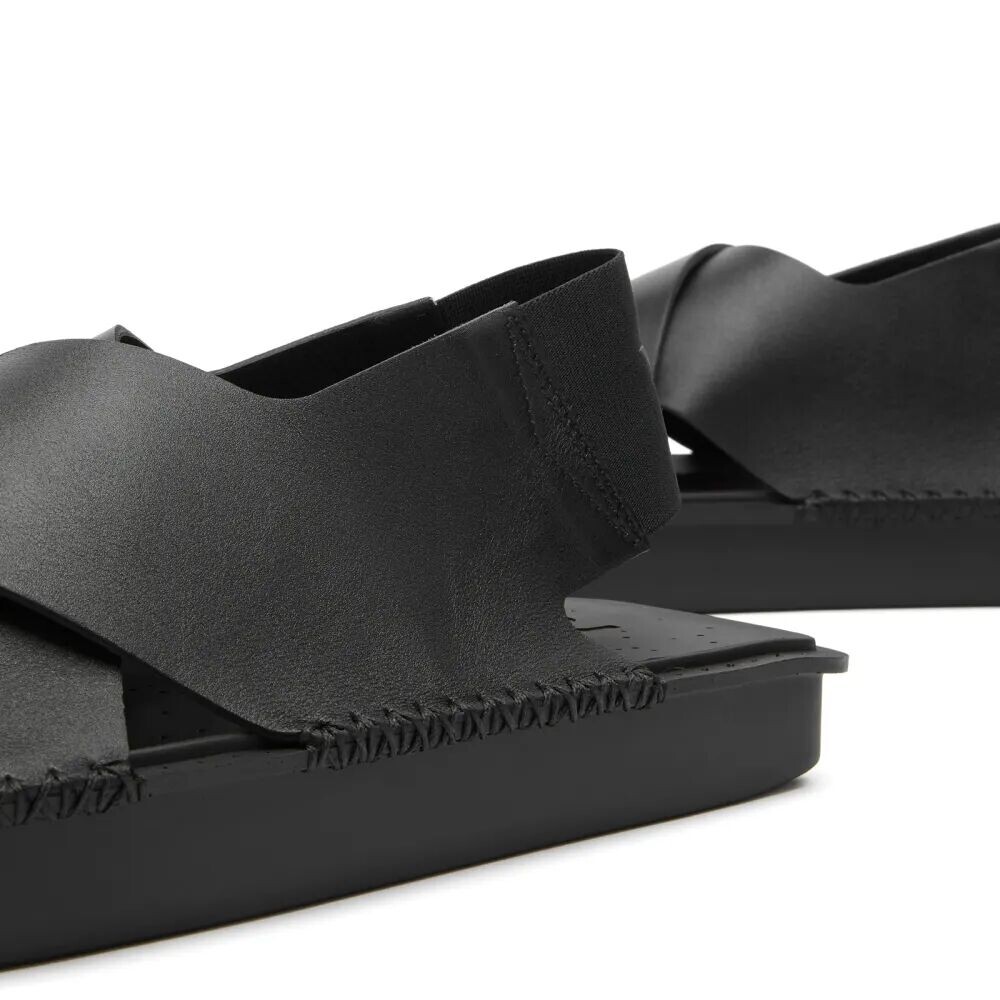 

Y-3 Сандалии, черный