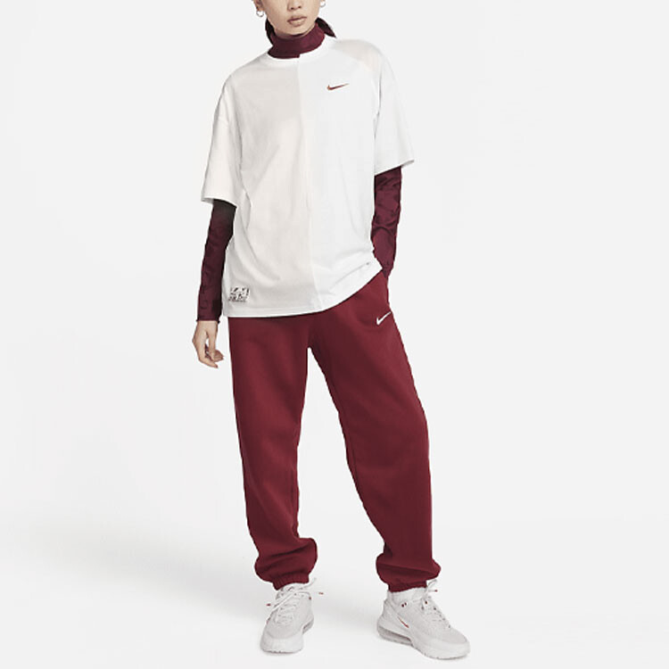 Женская коллекция спортивной одежды NSW, футболка белая Nike — фото 2