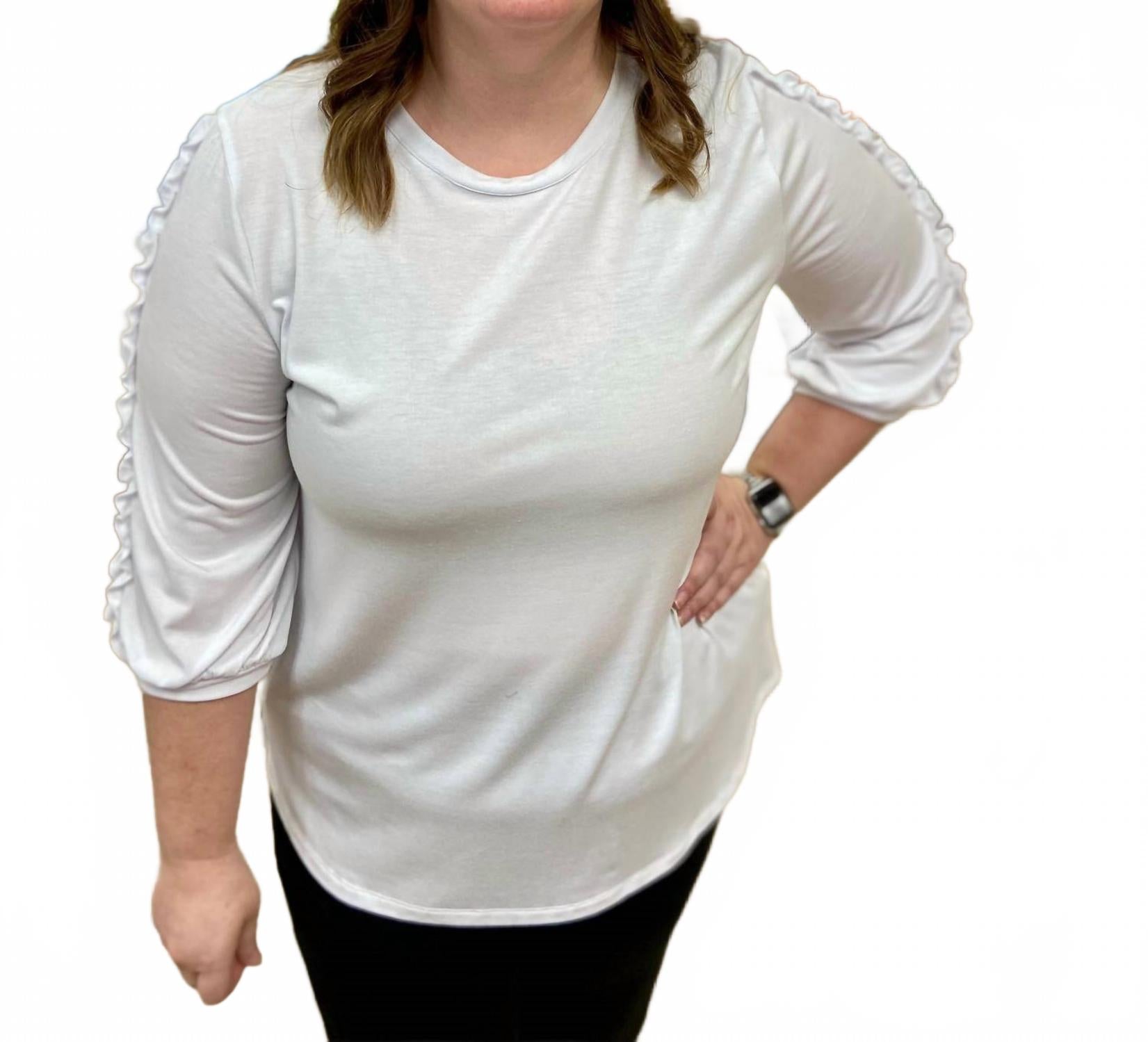 

Белая блузка с круглым вырезом и рюшами на рукавах Southern Lady