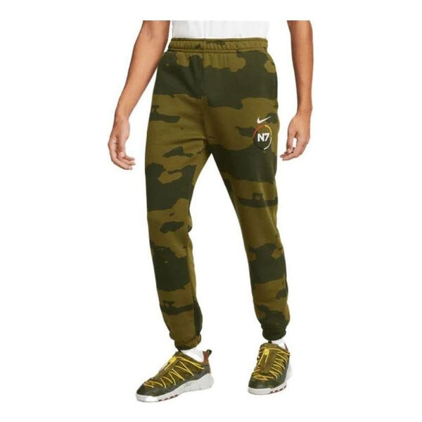 

Брюки sportswear n7 club fleece sweatpants 'camo' Nike, камуфляж