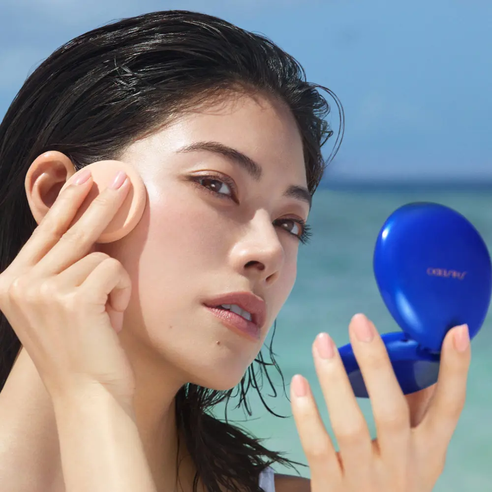 Солнцезащитный крем Uv protective maquillaje solar compacto recargable spf30 Shiseido, цвет Dark Beige, 12 гр. — фото 3