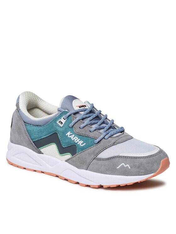 

Кроссовки Karhu, серый