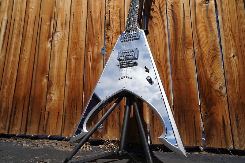 

Электрогитара Dean USA Michael Amott Tyrant Tin Man - Metallic Silver with Chrome PG 6-String w/ Hard Case