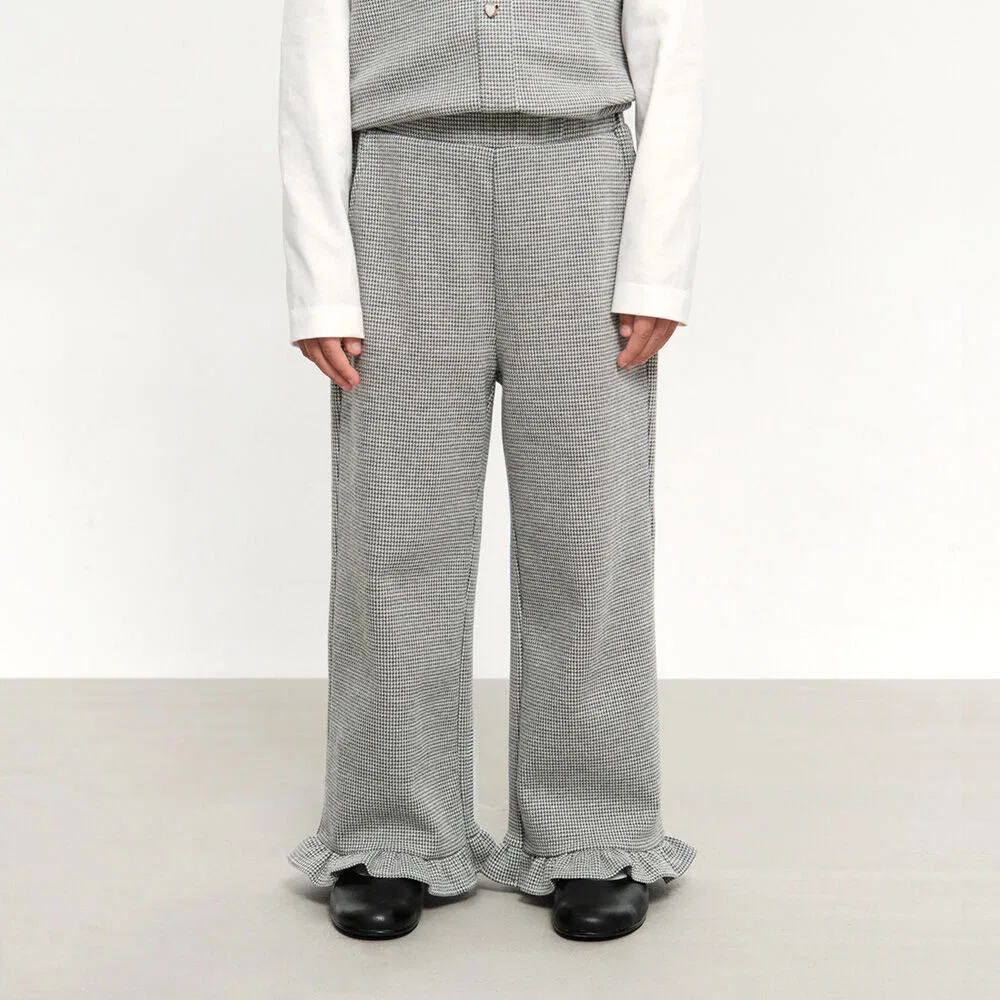 Детские брюки с рюшами W Ruffle серые от Marithé Kids