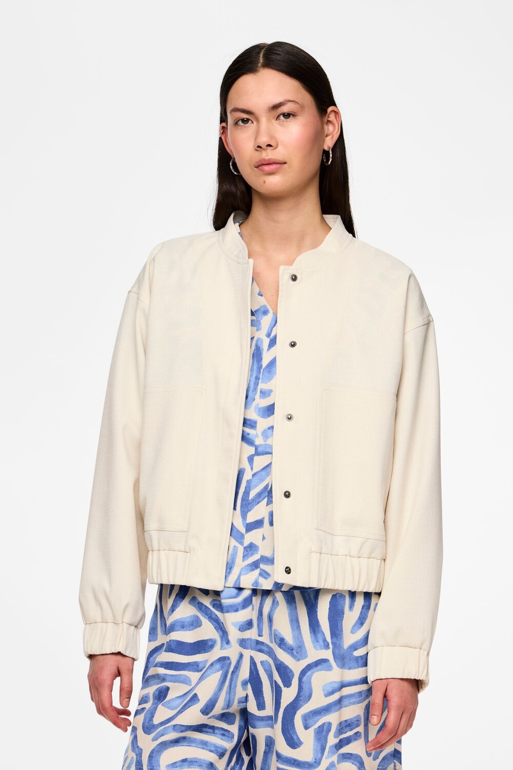 

Куртка бомбер Pieces, бежевый