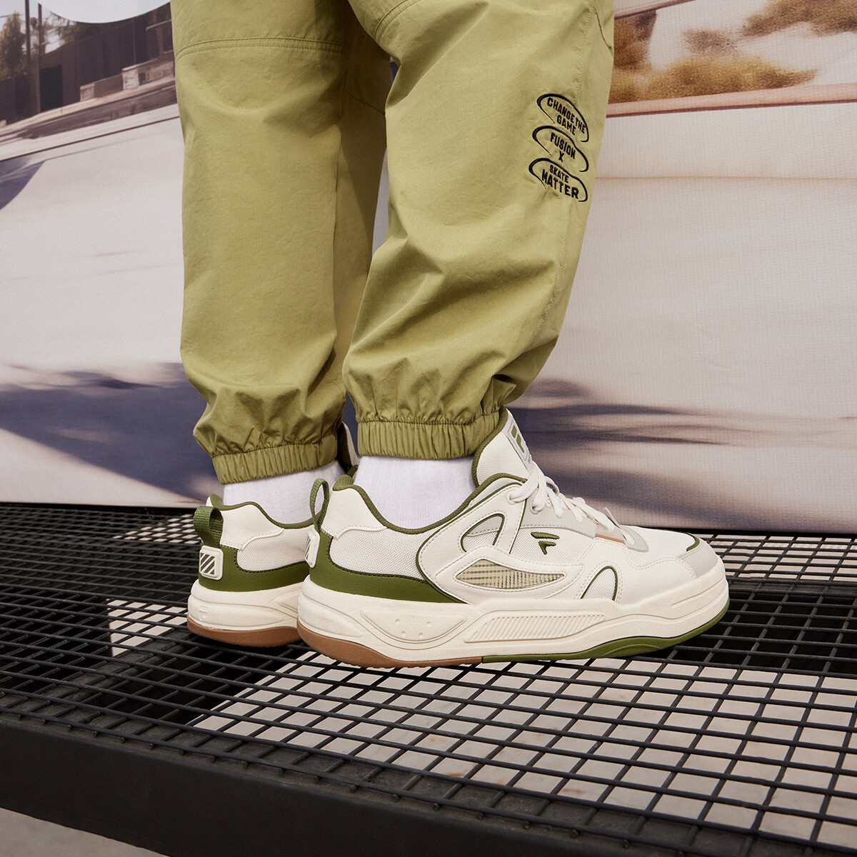 Кроссовки FILA FUSION BANK II Skateboarding Shoes Men Low-top Cream White/Antarctic Gray, слоновая кость — фото 4