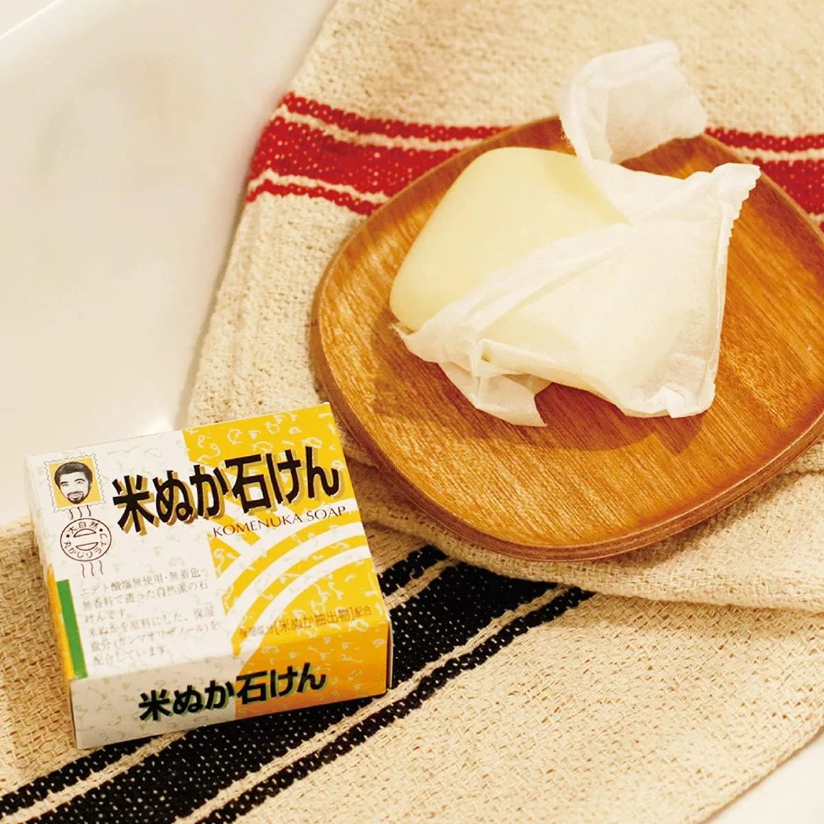 Мыло Yonekichi Rice Bran Soap, 12 шт., 80 г, кремовый — фото 2