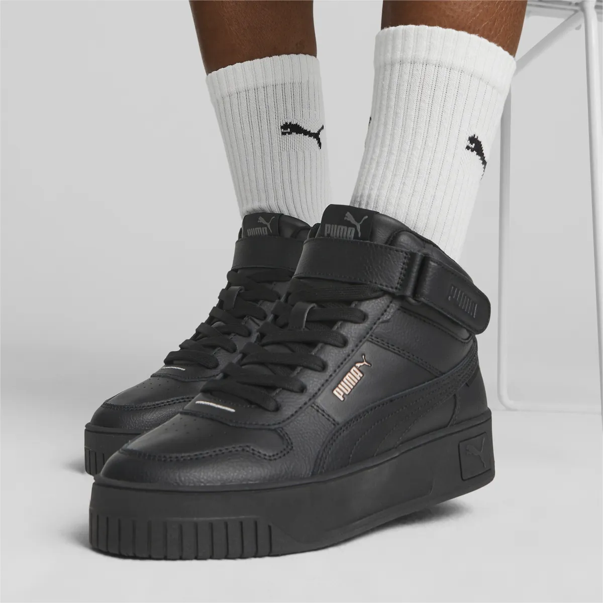 Кроссовки PUMA "Женские кроссовки Carina Street Mid", черный — фото 2