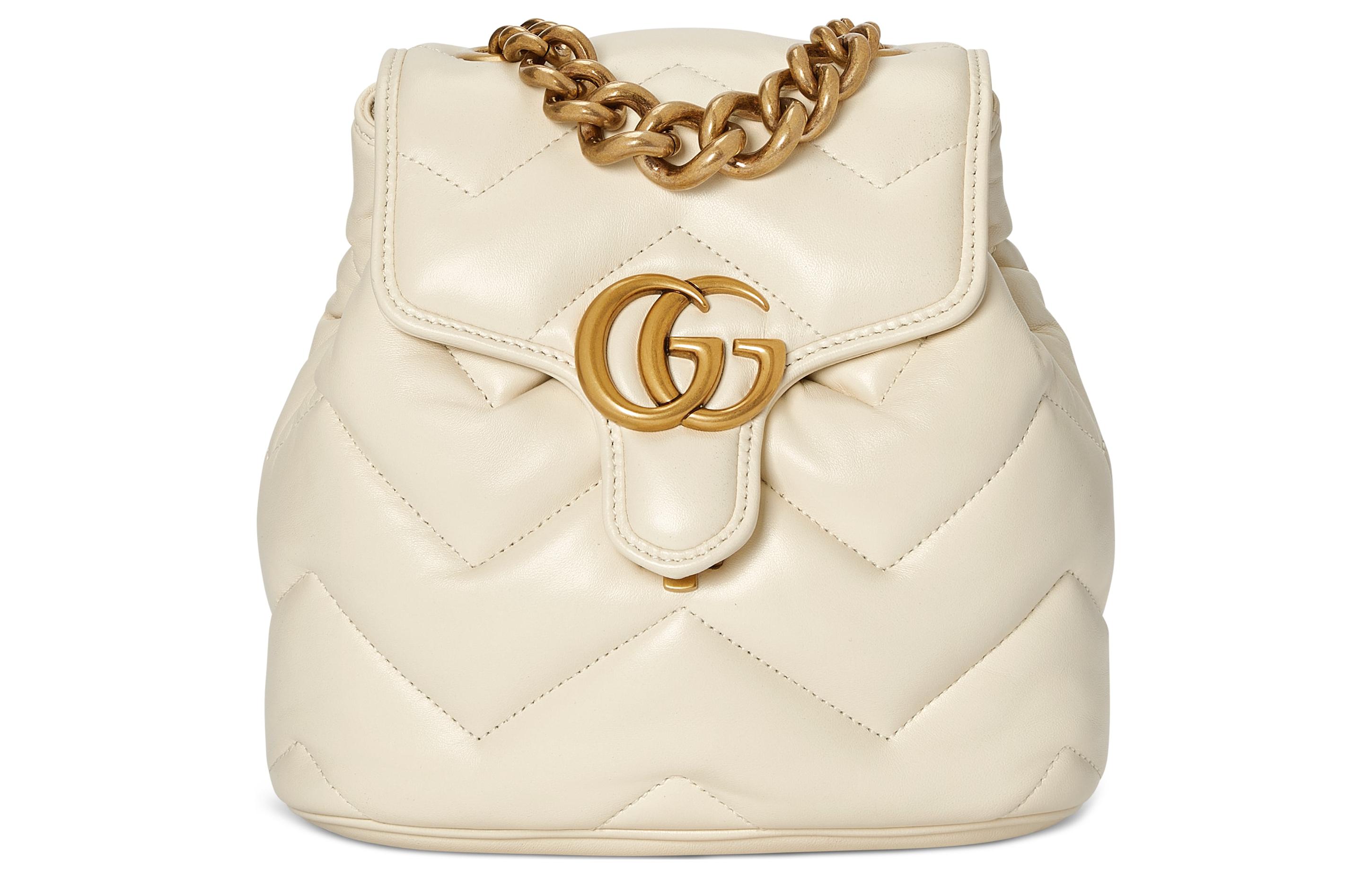 

Gucci Женский кожаный рюкзак GG Marmont с V-образной формой и стеганой отделкой, белый