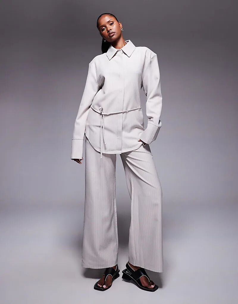 

Широкие брюки в тонкую полоску от ASOS DESIGN — часть комплекта