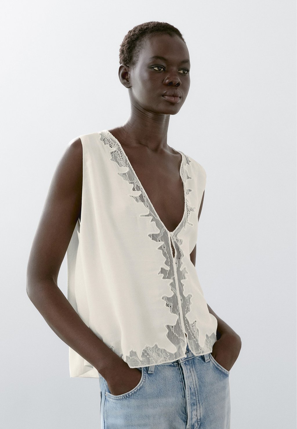 

Топ FLOWING WITH DETAIL - Blouse Massimo Dutti, белый